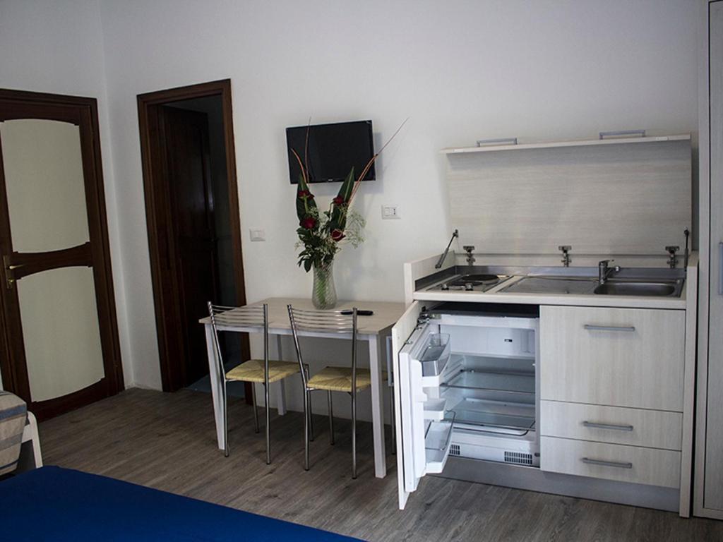 B&B Villa Montreux Rimini Exterior foto