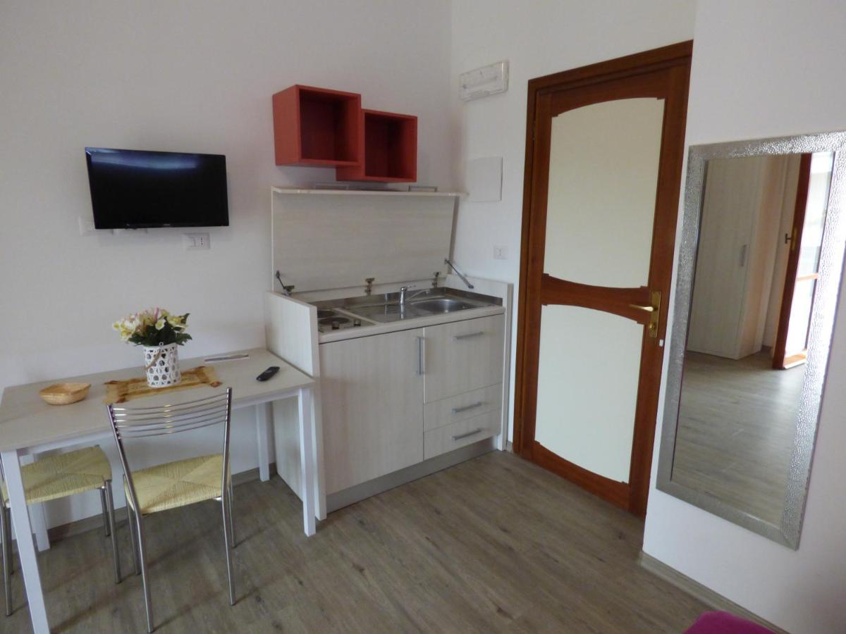 B&B Villa Montreux Rimini Exterior foto