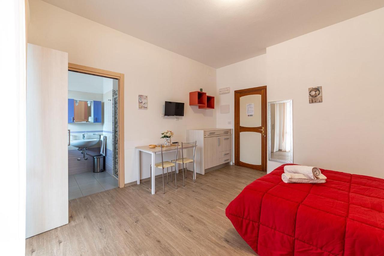 B&B Villa Montreux Rimini Exterior foto